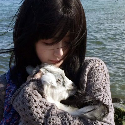 她来自蔚蓝深处